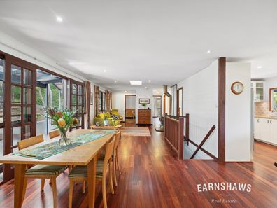 94 Hardey Road, Glen Forrest WA 6071