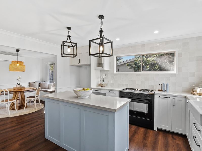 3 Heywood Court, Halls Head WA 6210