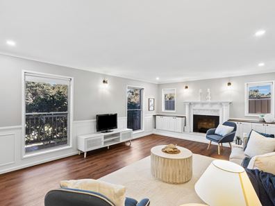 3 Heywood Court, Halls Head WA 6210