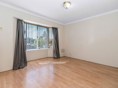 29 Tangerine Close, Seville Grove WA 6112