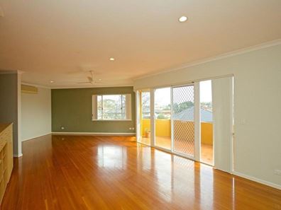 93 Stanley Street, Scarborough WA 6019