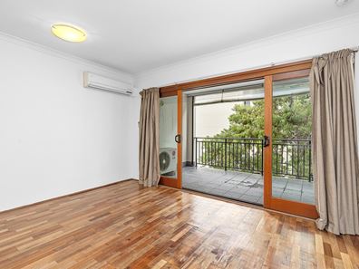 30/76 Newcastle St, Perth WA 6000