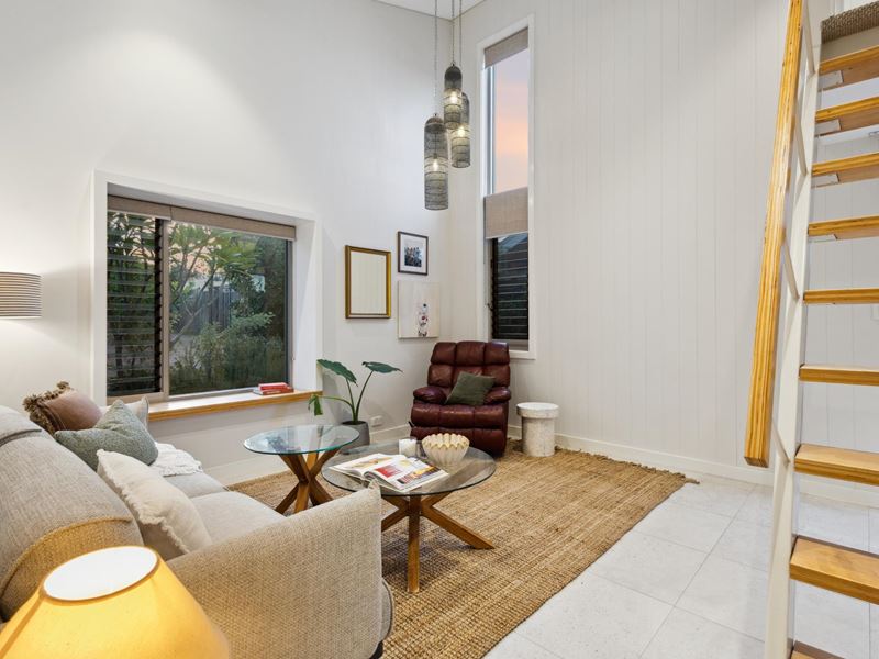 28B Carrington Street, Palmyra WA 6157