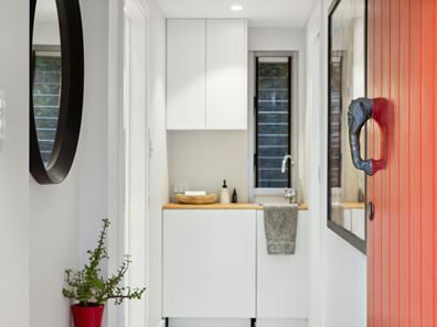 28B Carrington Street, Palmyra WA 6157