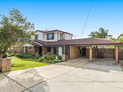 82 Greenfields Circle, Hocking WA 6065