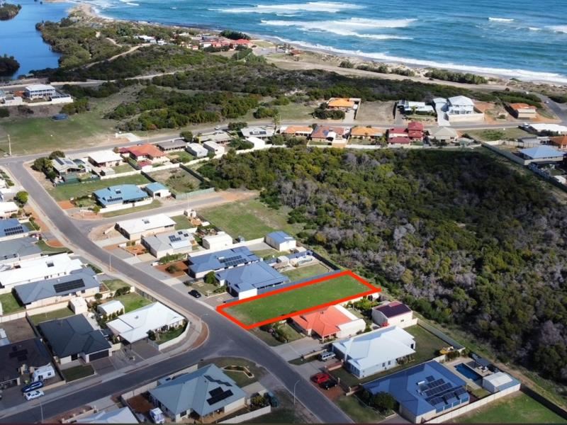 14 Gillam Drive, Dongara WA 6525