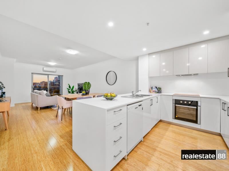 52/33 Newcastle Street, Perth