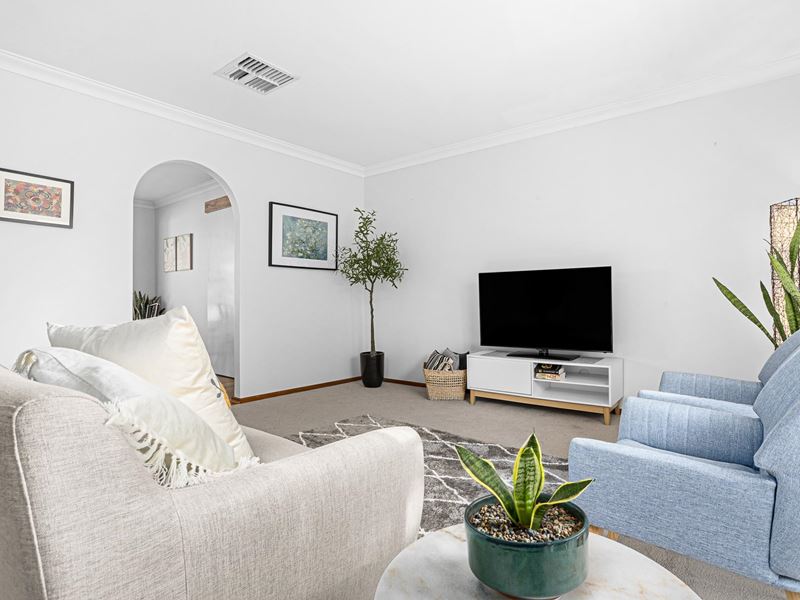 6B Walsh Place, Booragoon