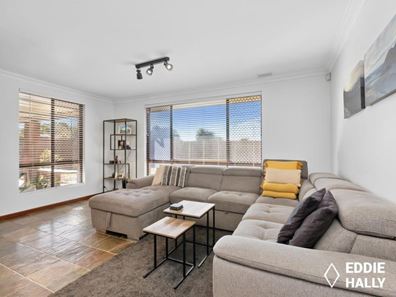 21 Tarndale Way, South Lake WA 6164