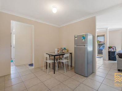 3/118 Centre Street, Queens Park WA 6107