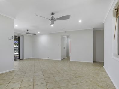 11 Marsh Way, Pegs Creek WA 6714