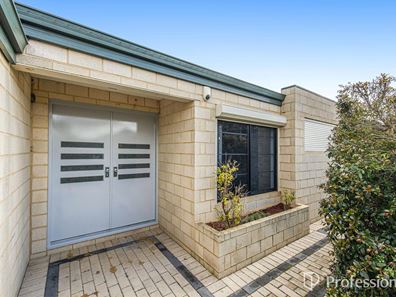 8 Wornt Way, Byford WA 6122