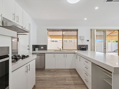 48 Morton Loop, Canning Vale WA 6155