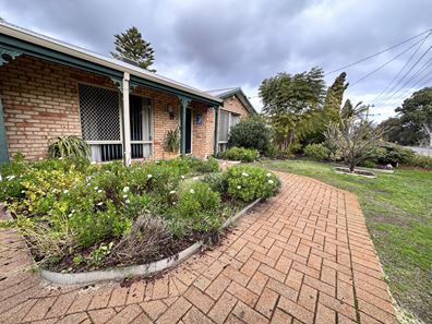 201 Seville Drive, Seville Grove WA 6112