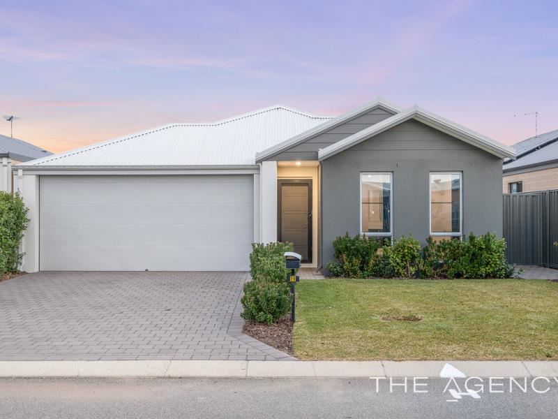 28 Sapphire Drive, Treeby WA 6164