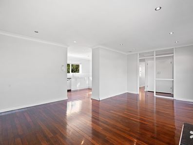 15 Finlay Court, Rivervale WA 6103