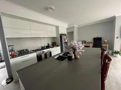 4 Whitworth Way, Capel WA 6271