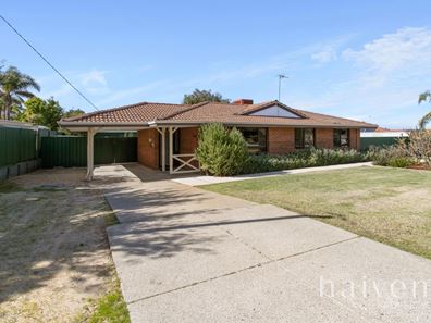 4 Gwendoline Drive, Beldon WA 6027