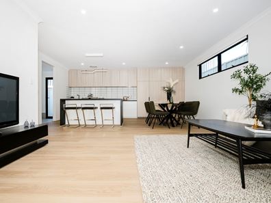 96C Rome Road, Melville WA 6156