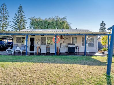 26 Treasure Road, Singleton WA 6175