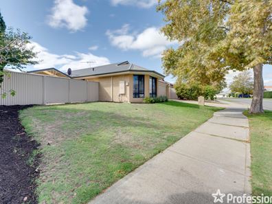 11 Sellafield Bend, Waikiki WA 6169
