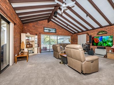 20 Eastwood Way, Hamersley WA 6022