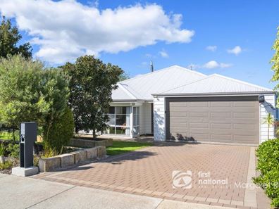 32 Hudsbeth Way, Margaret River WA 6285