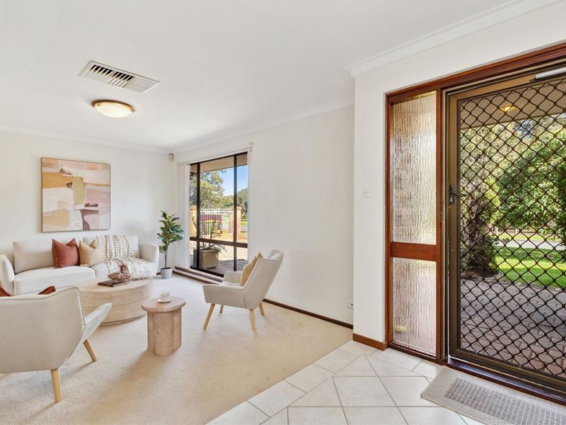 34 Adenia Road, Riverton