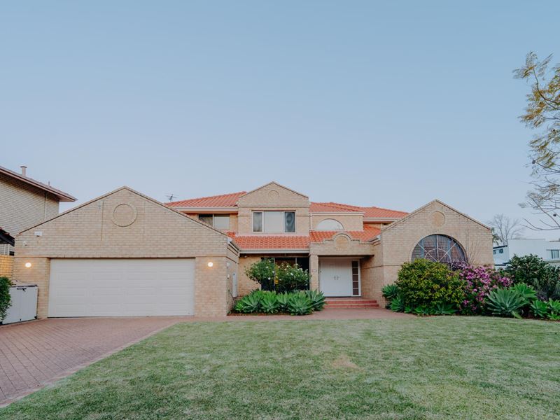 24 Troy Street, Applecross WA 6153