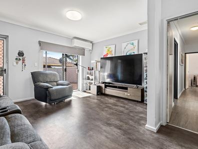 9B Taplow Court, Kelmscott WA 6111