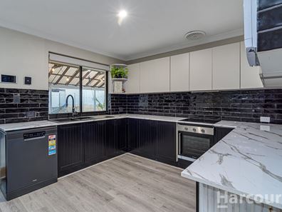 5 Wilcannia Elbow, Currambine WA 6028