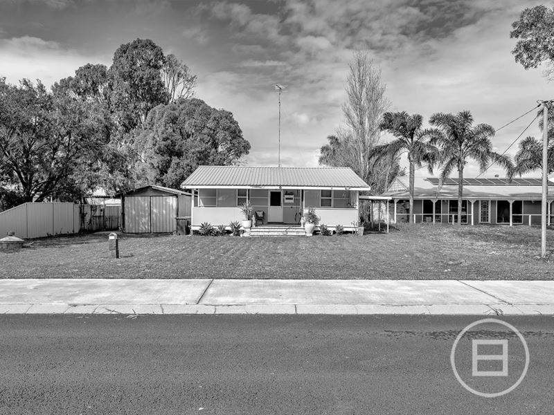 15 Olive Road, Falcon