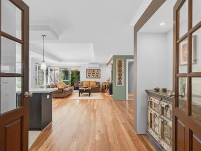 21 Bazille Crescent, Tapping WA 6065