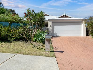 21 Bazille Crescent, Tapping WA 6065
