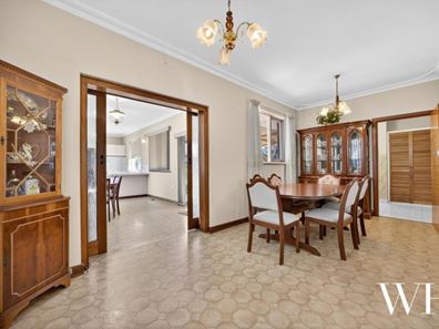 16 Birdwood Road, Melville WA 6156