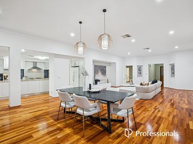 30 Painter Crescent, Mundaring WA 6073