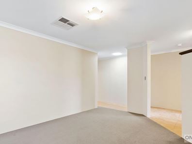 19 Camellia Way, Bennett Springs WA 6063
