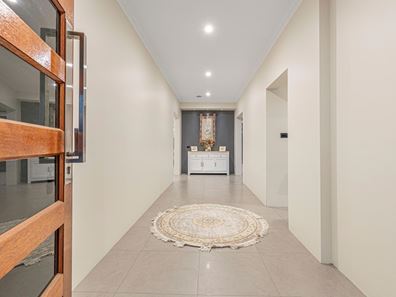 41 Haga Parkway, Landsdale WA 6065