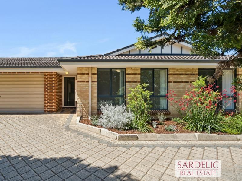 2/140 Walter Road West, Bedford WA 6052