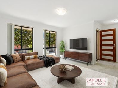 2/140 Walter Road West, Bedford WA 6052
