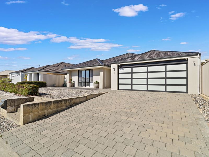 4 Buttermere Approach, Waikiki WA 6169
