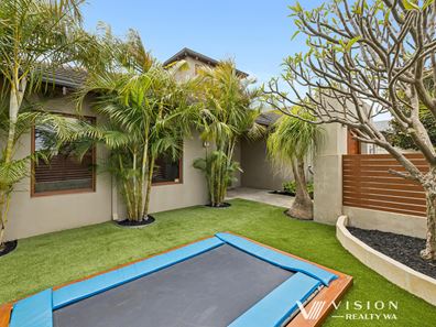 9 Kiso Link, Madeley WA 6065