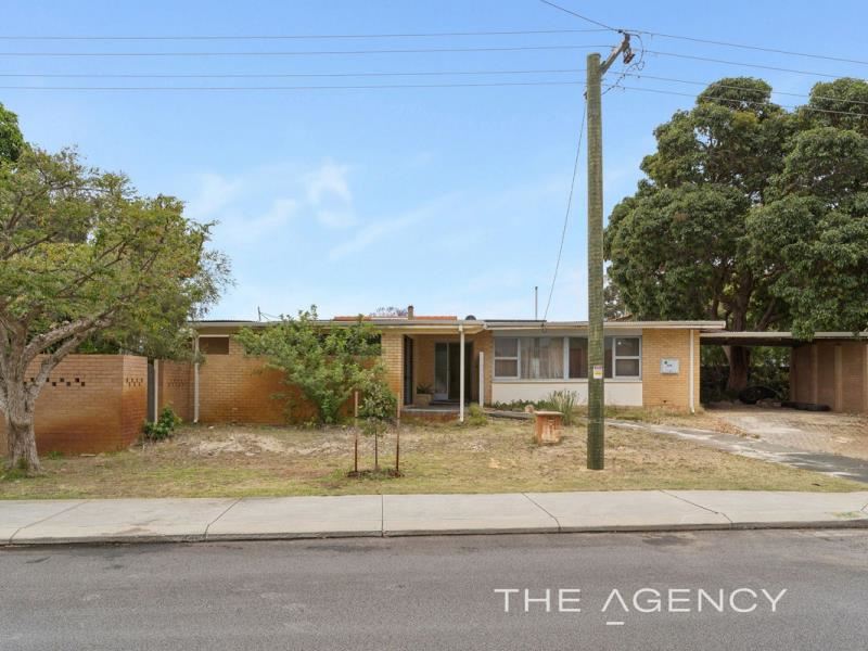 104 Howes Crescent, Dianella