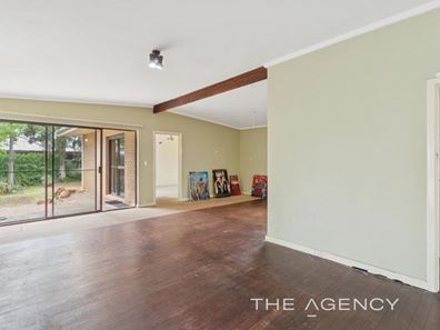 104 Howes Crescent, Dianella WA 6059