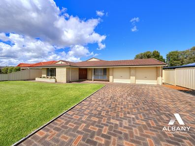 8 Hicks Street, Bayonet Head WA 6330