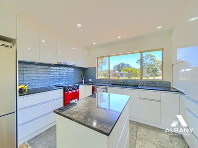 99 Princess Avenue, Torndirrup WA 6330