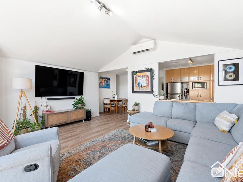 1/2 Alday Street, St James WA 6102