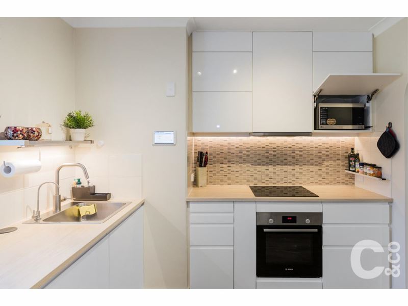 18/27 Partridge Street, Orelia