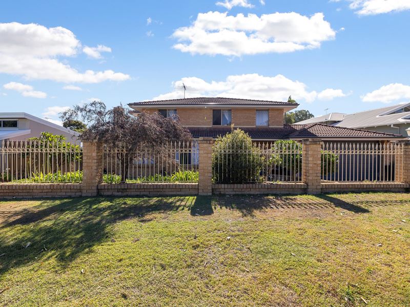 22 The Ramble, Booragoon WA 6154