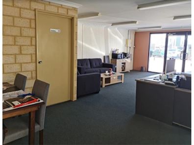 2/35 Colin Jamieson Drive, Welshpool WA 6106